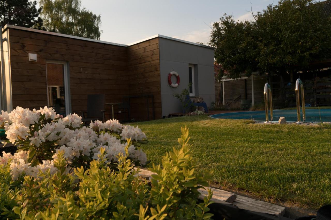 Lot Lodge Travemuende Lubeck Exterior photo